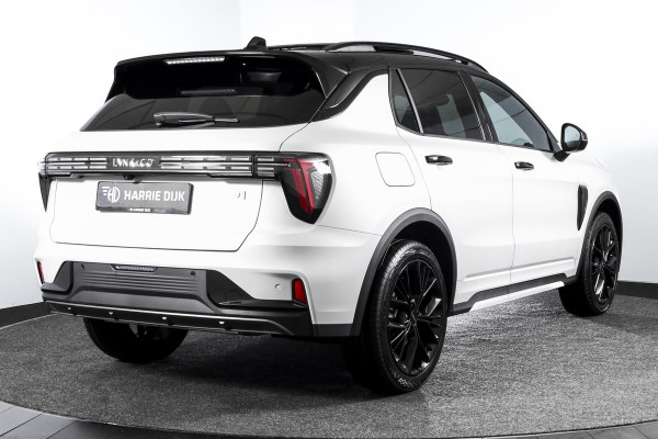 Lynk & Co 01 1.5 PHEV More - MY25 Nieuw model | S/K-panodak | Dig. Cockpit | Stoel-+Stuurverw. | 360 Camera | Adapt. Cruise | Memory | Elek. klep | LM 20" |