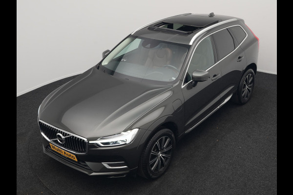 Volvo XC60 T8 Twin Engine AWD Inscription Plug In Hybrid 391pk Dealer O.H. PHEV | Trekhaak Af Fabriek | Panodak | Adaptive Cruise | Camera | Harman & Kardon | Lederen Sportstoelen Memory & Verwarmd | 19"L.M | Apple Carplay | Blis | Navigatie | DAB |