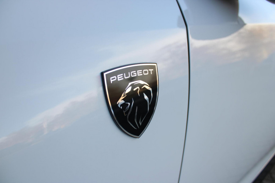 Peugeot E-3008 GT 325PK LAUNCH EDITION DUAL MOTOR 73KWH | PANORAMISCH SCHUIF / KANTELDAK | PREMIUM HIFI FOCAL | LEDEREN BEKLEDING NAPPA | ELEKTRISCH VERSTELBARE VOOR STOELEN, MET GEHEUGENFUNCTIE OP BESTUURDERSSTOEL | STOEL VERWARMING | STOEL MASAGE | STOEL VENTILATIE | ACHTERBANK VERWARMING | STUUR VERWARMING | WARMTE POMP | ALARM SYSTEEM | DRAADLOOS APPLE CARPLAY / ANDROID AUTO | DRAADLOZE TELEFOONLADER | VISIOPARK 360° HD CAMERA'S | DRIVE ASSIST 2.0 SEMI-AUTONOOMRIJDEN |