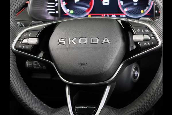 Škoda Kamiq Monte Carlo 1.0 TSI 115 pk 7 versn. DSG | 18 inch | Blind Spot | Navigatie | Adaptive Cruise | Panoramadak | Stoelverwarming |