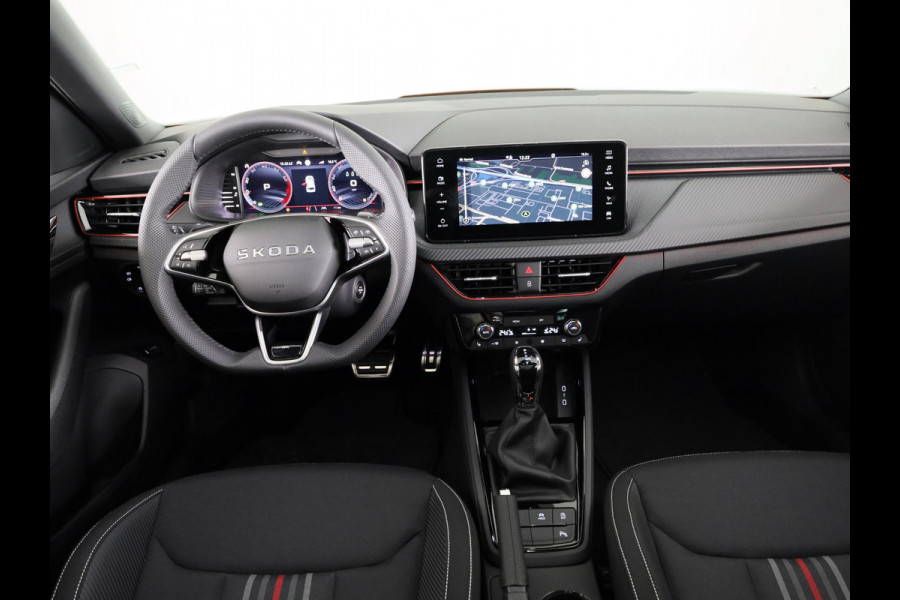 Škoda Kamiq Monte Carlo 1.0 TSI 115 pk 7 versn. DSG | 18 inch | Blind Spot | Navigatie | Adaptive Cruise | Panoramadak | Stoelverwarming |