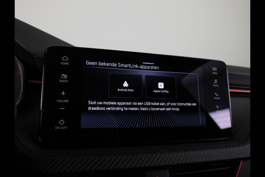 Škoda Kamiq Monte Carlo 1.0 TSI 115 pk 7 versn. DSG | 18 inch | Blind Spot | Navigatie | Adaptive Cruise | Panoramadak | Stoelverwarming |