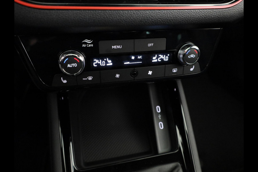 Škoda Kamiq Monte Carlo 1.0 TSI 115 pk 7 versn. DSG | 18 inch | Blind Spot | Navigatie | Adaptive Cruise | Panoramadak | Stoelverwarming |