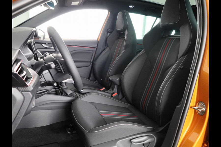 Škoda Kamiq Monte Carlo 1.0 TSI 115 pk 7 versn. DSG | 18 inch | Blind Spot | Navigatie | Adaptive Cruise | Panoramadak | Stoelverwarming |