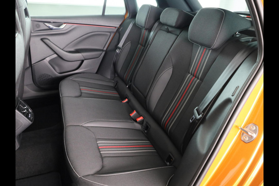 Škoda Kamiq Monte Carlo 1.0 TSI 115 pk 7 versn. DSG | 18 inch | Blind Spot | Navigatie | Adaptive Cruise | Panoramadak | Stoelverwarming |