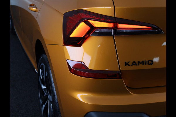 Škoda Kamiq Monte Carlo 1.0 TSI 115 pk 7 versn. DSG | 18 inch | Blind Spot | Navigatie | Adaptive Cruise | Panoramadak | Stoelverwarming |