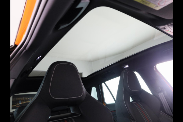 Škoda Kamiq Monte Carlo 1.0 TSI 115 pk 7 versn. DSG | 18 inch | Blind Spot | Navigatie | Adaptive Cruise | Panoramadak | Stoelverwarming |