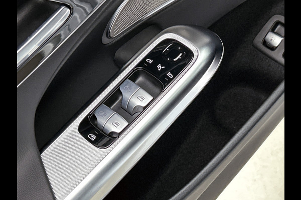 Mercedes-Benz E-Klasse Estate 300 e AMG Plug-In Hybride AMG Line | Panorama Schuif-Kanteldak | Trekhaak | Memory Voor Stoelen | Burmester® | Alarm | Lederen Bekleding. Inclusief 24 maanden MB Certified garantie voor Europa.