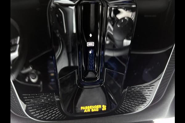 Mercedes-Benz E-Klasse Estate 300 e AMG Plug-In Hybride AMG Line | Panorama Schuif-Kanteldak | Trekhaak | Memory Voor Stoelen | Burmester® | Alarm | Lederen Bekleding. Inclusief 24 maanden MB Certified garantie voor Europa.