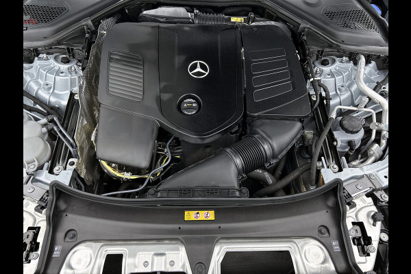 Mercedes-Benz E-Klasse Estate 300 e AMG Plug-In Hybride AMG Line | Panorama Schuif-Kanteldak | Trekhaak | Memory Voor Stoelen | Burmester® | Alarm | Lederen Bekleding. Inclusief 24 maanden MB Certified garantie voor Europa.