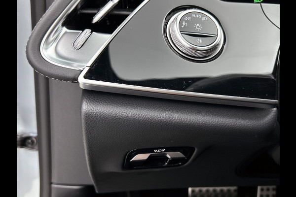 Mercedes-Benz E-Klasse Estate 300 e AMG Plug-In Hybride AMG Line | Panorama Schuif-Kanteldak | Trekhaak | Memory Voor Stoelen | Burmester® | Alarm | Lederen Bekleding. Inclusief 24 maanden MB Certified garantie voor Europa.