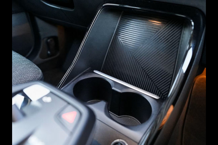 BMW X1 sDrive18iA ** LED, NAVI+, PANORAMA, TREKH, APPLE, ELECTR. A-KLEP, VERW. SPORTST ** 1e EIG - Ex BMW-AG - UNFALLFREI ** ** INFORMEER OOK NAAR ONZE AANTREKKELIJKE FINANCIAL-LEASE TARIEVEN **