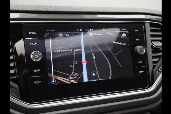 Volkswagen T-Roc 1.5 TSI 150pk DSG Sport Business R Panorama Camera Acc Side/Laneassist Carplay Beats 270