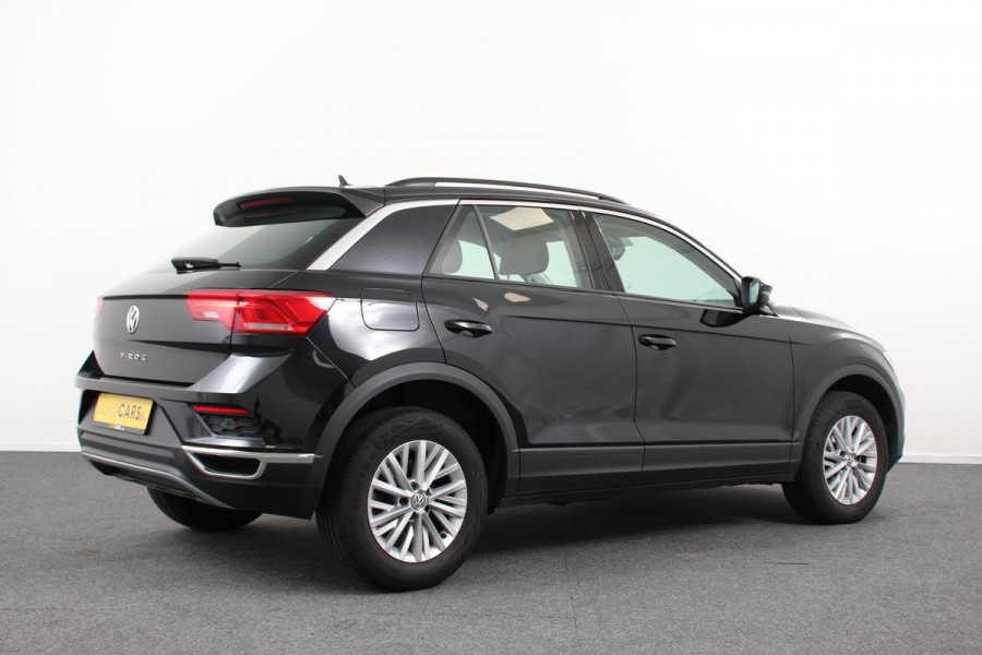 Volkswagen T-Roc 1.5 TSI DSG Style | Navigatie | Climate Control | Adatieve Cruise Control | Electrische achterklep | Stuurwielverwarming | Camera | Parkeer Sensoren
