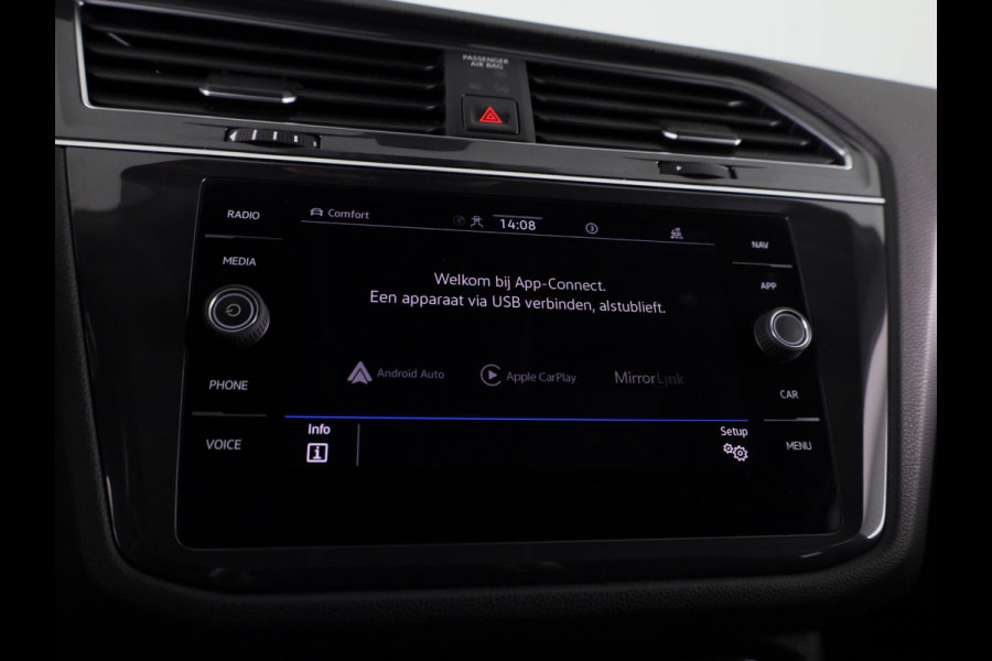 Volkswagen Tiguan Allspace 1.5 TSI Highline Business R 7p. | Automaat (DSG) | Panoramadak | 19 Inch | 360 Camera | Winterpakket | Trekhaak |