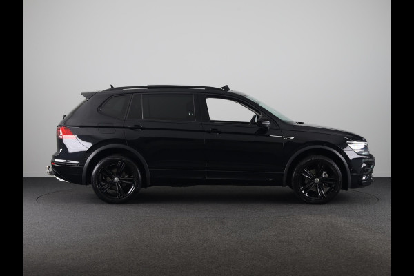 Volkswagen Tiguan Allspace 1.5 TSI Highline Business R 7p. | Automaat (DSG) | Panoramadak | 19 Inch | 360 Camera | Winterpakket | Trekhaak |