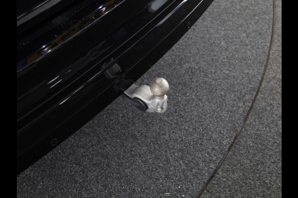 Volkswagen Tiguan Allspace 1.5 TSI Highline Business R 7p. | Automaat (DSG) | Panoramadak | 19 Inch | 360 Camera | Winterpakket | Trekhaak |