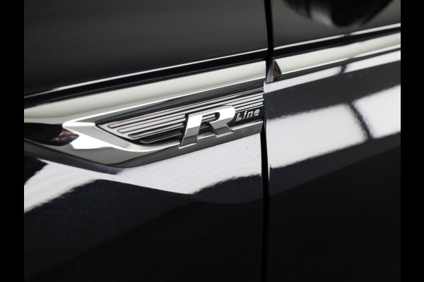 Volkswagen Tiguan Allspace 1.5 TSI Highline Business R 7p. | Automaat (DSG) | Panoramadak | 19 Inch | 360 Camera | Winterpakket | Trekhaak |