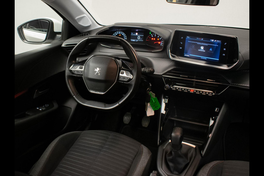Peugeot 208 1.2 PureTech Allure Sport NL AUTO (APPLE CARPLAY,NAVI,CRUISE,PDC,CLIMATE,LED,WHITE EDITION,SPORTSTOELEN,NETTE STAAT)