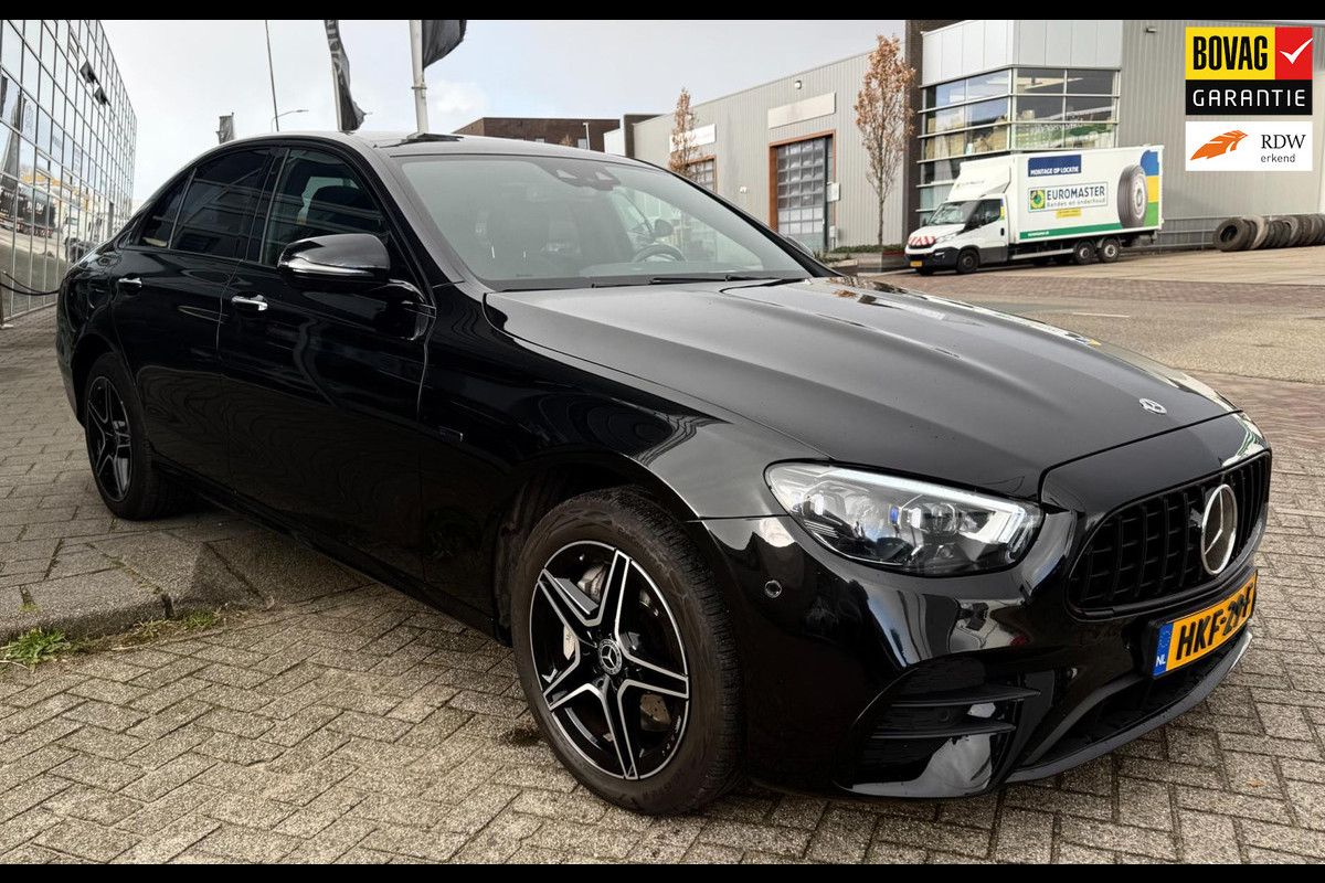 Mercedes-Benz E-Klasse 300 e 4MATIC AMG Line