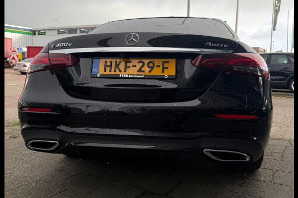 Mercedes-Benz E-Klasse 300 e 4MATIC AMG Line