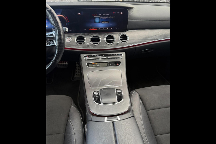 Mercedes-Benz E-Klasse 300 e 4MATIC AMG Line
