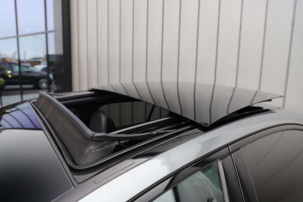 Mercedes-Benz C-Klasse 200 AMG Launch Edition | 204PK | Head-up | Keyless-go | Burmester | Sfeerverlichting | Memory | Leder | Pano | Trekhaak | NL-Aut