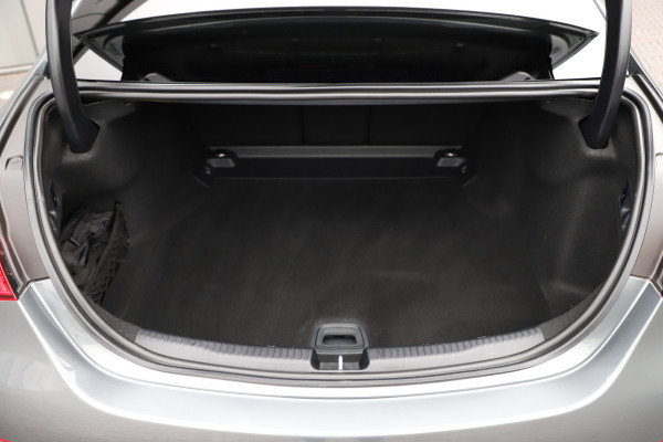 Mercedes-Benz C-Klasse 200 AMG Launch Edition | 204PK | Head-up | Keyless-go | Burmester | Sfeerverlichting | Memory | Leder | Pano | Trekhaak | NL-Aut