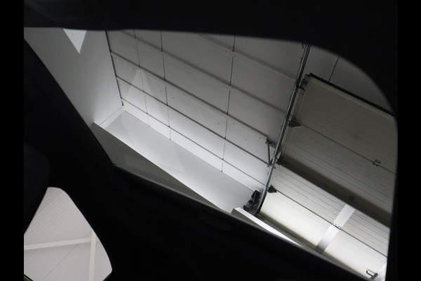 Audi A3 35 TFSI S edition | Panoramadak | Virtual Cockpit | Full LED | Carplay | Sportstoelen | Half leder | Navigatie | Climate control | Parkeerhulp | Bluetooth