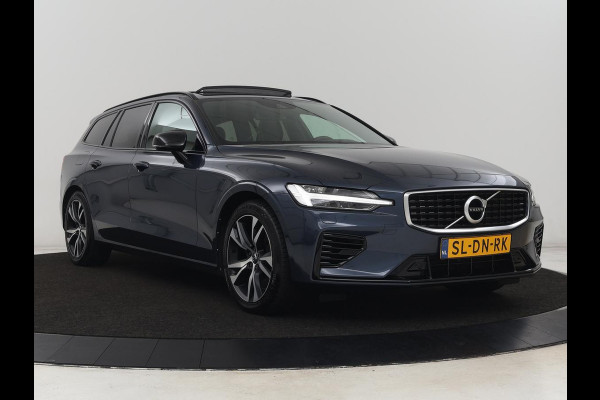 Volvo V60 2.0 T8 Recharge AWD R Design | Panoramadak | Trekhaak | Adaptive cruise | Stoelverwarming | Harman/Kardon | Camera | Carplay | Half leder | Navigatie | Full LED | PHEV | Plug In