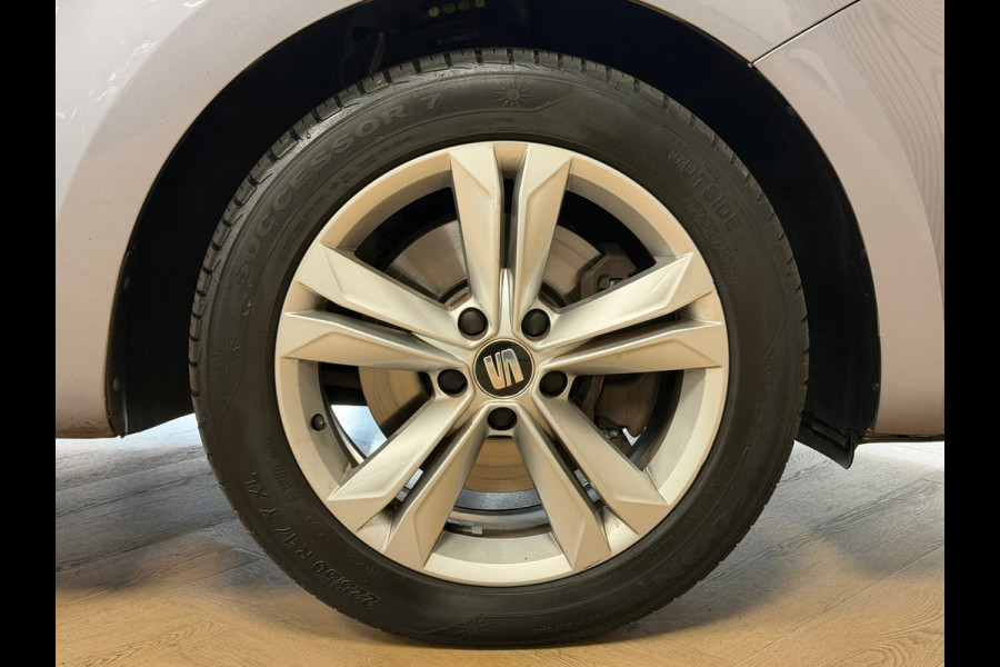 Seat Alhambra 1.4 TSI Style Business Intense 7P. CRUISE CONTROL CAMERA PARKEERSENSOREN VOOR EN ACHTER NAVI