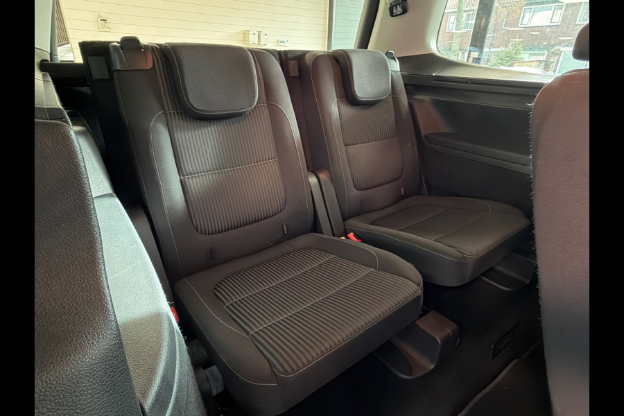 Seat Alhambra 1.4 TSI Style Business Intense 7P. CRUISE CONTROL CAMERA PARKEERSENSOREN VOOR EN ACHTER NAVI