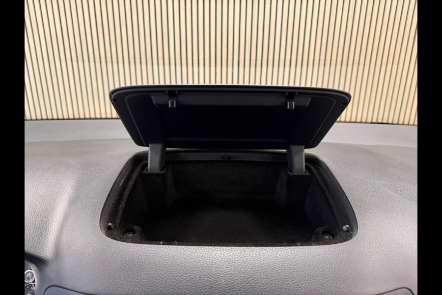 Seat Alhambra 1.4 TSI Style Business Intense 7P. CRUISE CONTROL CAMERA PARKEERSENSOREN VOOR EN ACHTER NAVI