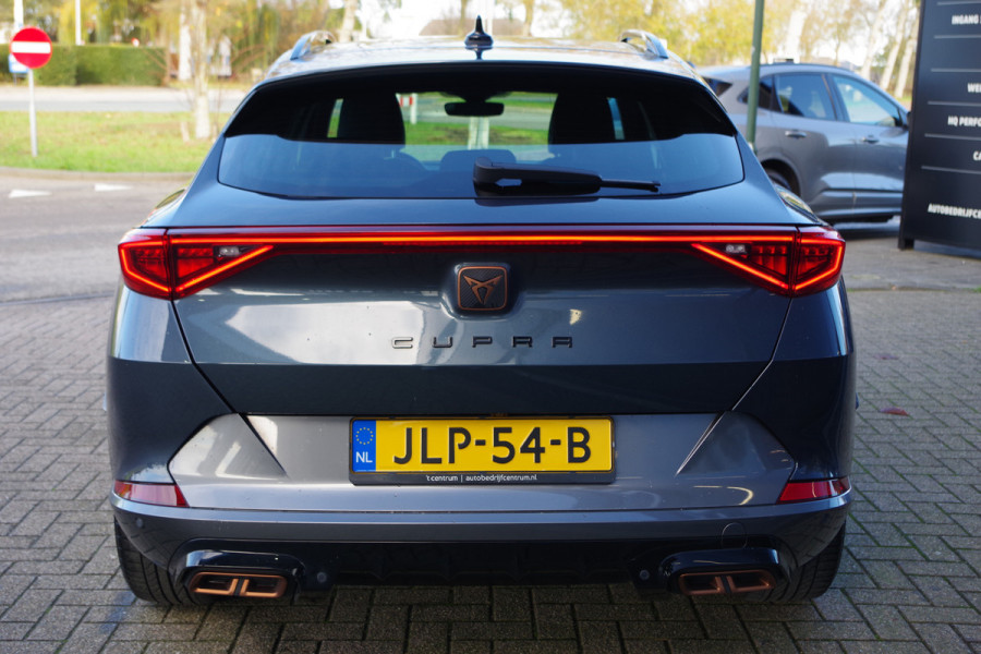 CUPRA Formentor 1.4 TSI e-Hybrid 204 PK Essential PHEV, Camera, LED, Stuurverwarming, Carplay