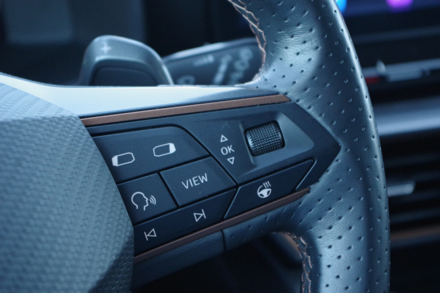 CUPRA Formentor 1.4 TSI e-Hybrid 204 PK Essential PHEV, Camera, LED, Stuurverwarming, Carplay