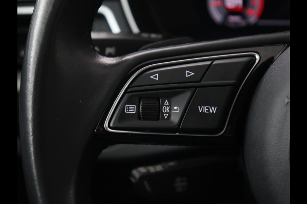 Audi A4 35 TFSI Business Edition | Stoelverwarming | Virtual Cockpit | Carplay | Full LED | DAB | Climate control | Parkeerhulp | Cruise control | Bluetooth