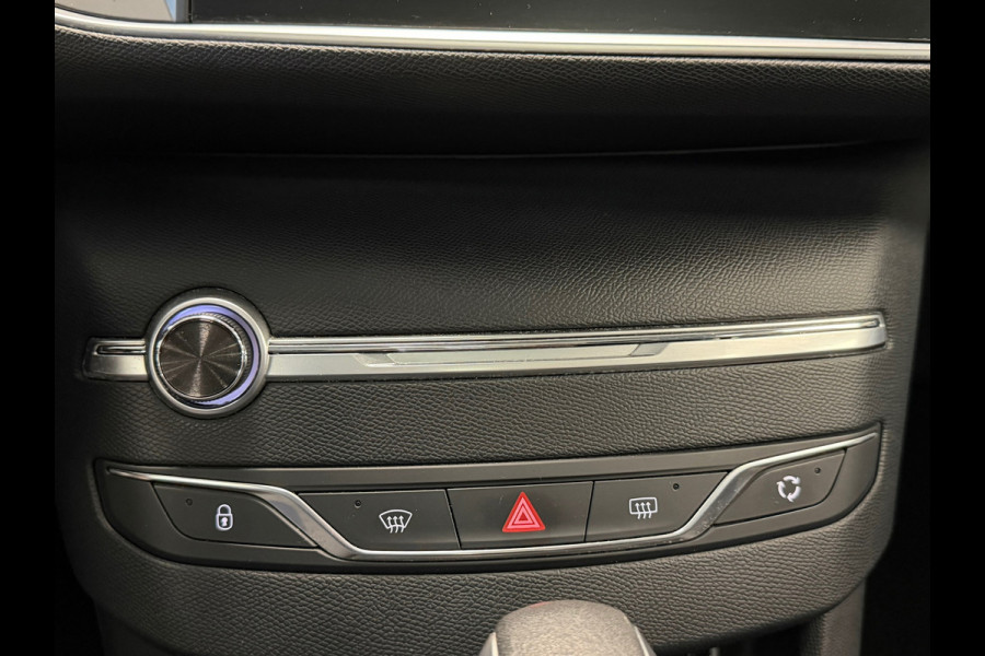 Peugeot 308 SW 1.2 PureTech Allure AUT. PANO TREKHAAK NAVI PARKEERSENSOREN VOOR EN ACHTER CRUISE CONTROL LANE ASSIST