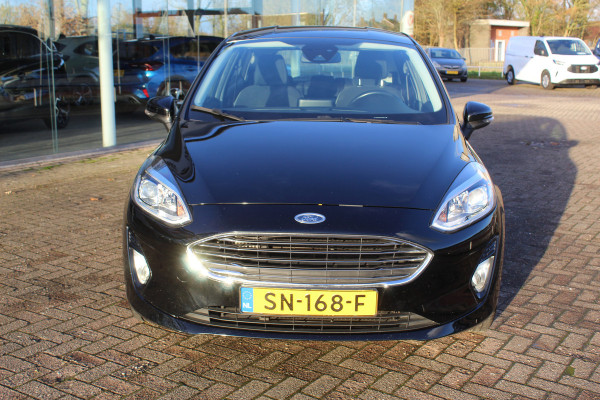 Ford Fiesta 1.0-100pk EcoBoost Titanium 5deurs Mooie en zuinige Ford Fiesta in de luxe Titanium uitvoering. Climate control , Cruise control , Navigatie , Bluetooth