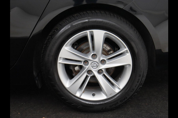 Opel Insignia 2.0 Turbo Elegance | Stoelverwarming | Carplay | Matrix LED | Navigatie | Stuurverwarming | Half leder | Parkeerhulp | Climate control | Cruise control