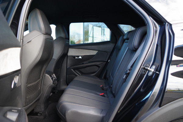 Peugeot 3008 1.2 PureTech 130 PK Automaat GT, LED, Camera, Carplay