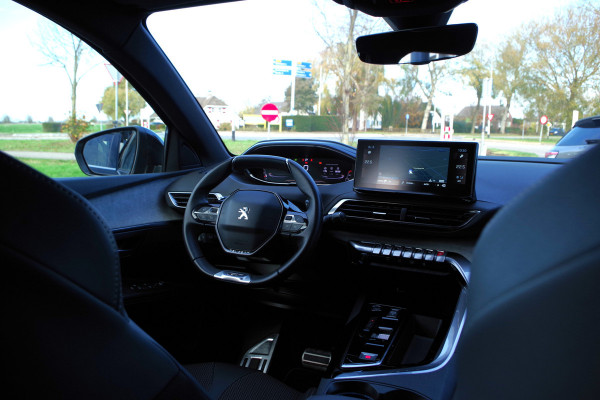 Peugeot 3008 1.2 PureTech 130 PK Automaat GT, LED, Camera, Carplay