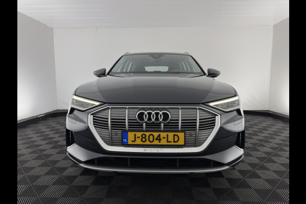 Audi e-tron 50 quattro Launch edition 71 kWh *DRIVE MOTOR AUDIBLE* [ 3-Fase ] {SOH-100%} Aut. *FULL-LED | DIGI-COCKPIT | NAVI-FULLMAP | HEATED-COMFORTSEATS | KEYLESS | AUDI-SOUND | KEYLESS | SHIFT-PADDLES | ECC | PDC | CRUISE | 20''ALU*
