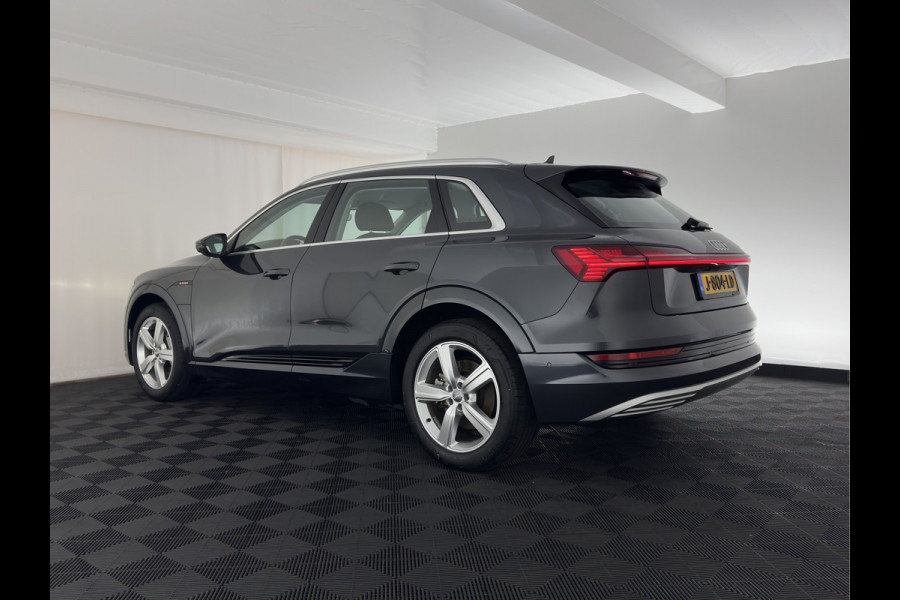 Audi e-tron 50 quattro Launch edition 71 kWh *DRIVE MOTOR AUDIBLE* [ 3-Fase ] {SOH-100%} Aut. *FULL-LED | DIGI-COCKPIT | NAVI-FULLMAP | HEATED-COMFORTSEATS | KEYLESS | AUDI-SOUND | KEYLESS | SHIFT-PADDLES | ECC | PDC | CRUISE | 20''ALU*