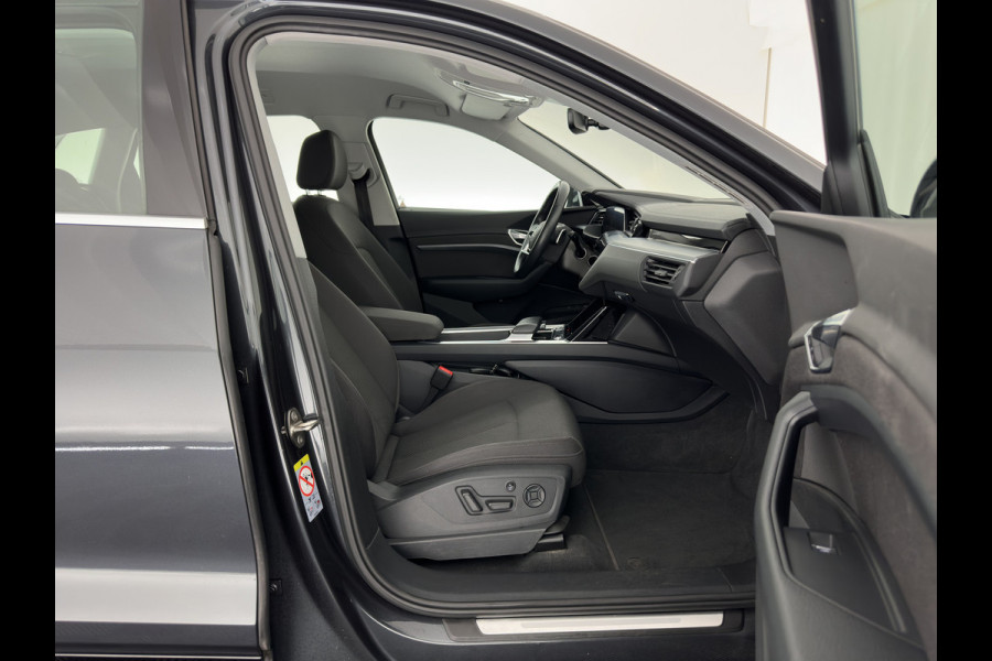 Audi e-tron 50 quattro Launch edition 71 kWh *DRIVE MOTOR AUDIBLE* [ 3-Fase ] {SOH-100%} Aut. *FULL-LED | DIGI-COCKPIT | NAVI-FULLMAP | HEATED-COMFORTSEATS | KEYLESS | AUDI-SOUND | KEYLESS | SHIFT-PADDLES | ECC | PDC | CRUISE | 20''ALU*