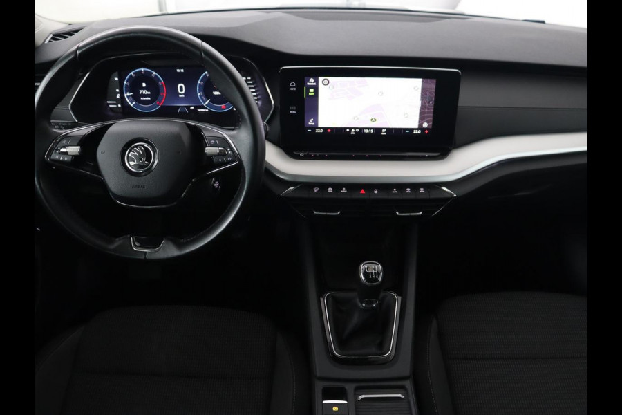 Škoda Octavia 1.0 TSI Business Edition | Carplay | Sfeerverlichting | Navigatie | Full LED | Parkeerhulp | Getint glas | Digital Cockpit