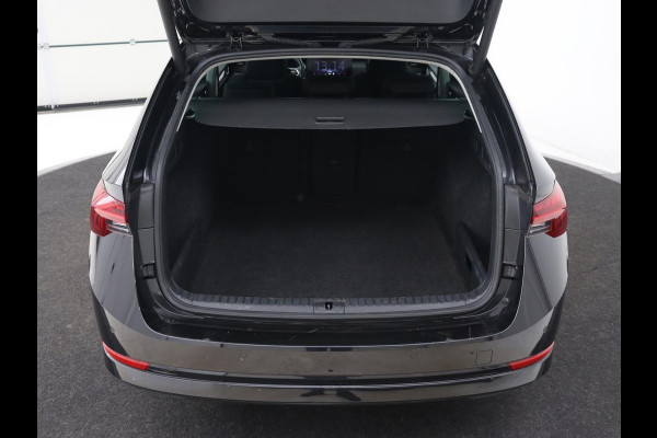 Škoda Octavia 1.0 TSI Business Edition | Carplay | Sfeerverlichting | Navigatie | Full LED | Parkeerhulp | Getint glas | Digital Cockpit