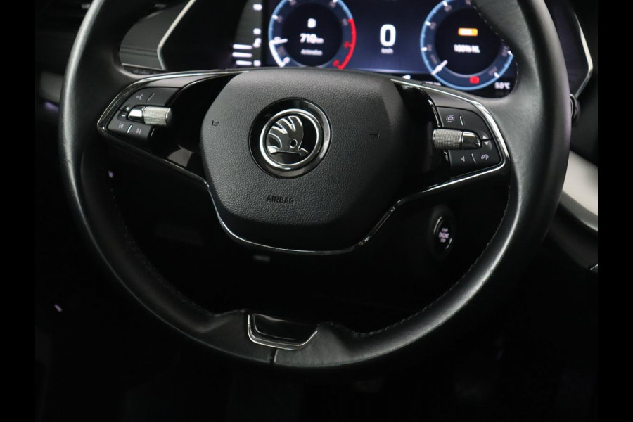 Škoda Octavia 1.0 TSI Business Edition | Carplay | Sfeerverlichting | Navigatie | Full LED | Parkeerhulp | Getint glas | Digital Cockpit