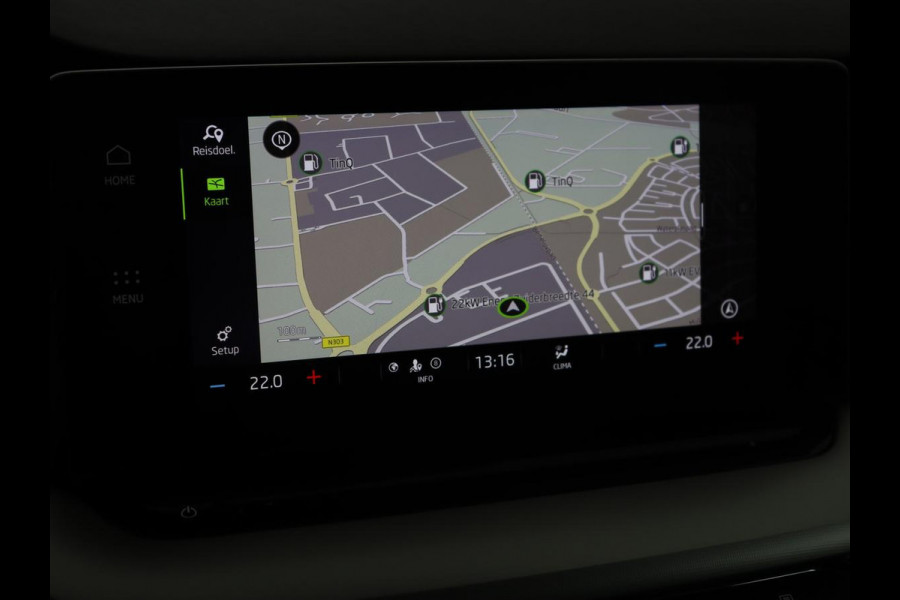 Škoda Octavia 1.0 TSI Business Edition | Carplay | Sfeerverlichting | Navigatie | Full LED | Parkeerhulp | Getint glas | Digital Cockpit