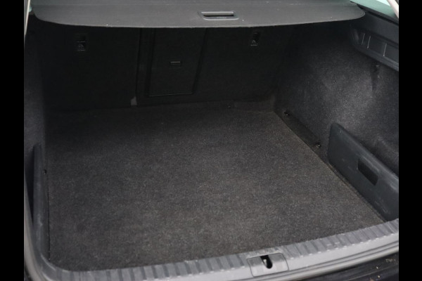 Škoda Octavia 1.0 TSI Business Edition | Carplay | Sfeerverlichting | Navigatie | Full LED | Parkeerhulp | Getint glas | Digital Cockpit