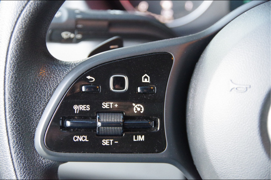 Mercedes-Benz Sprinter 516 2.2 CDI L3 BAKWAGEN, LAADKLEP, DUBBELLUCHT, MBUX 10.25'', NAVI, CRUISE, CLIMA